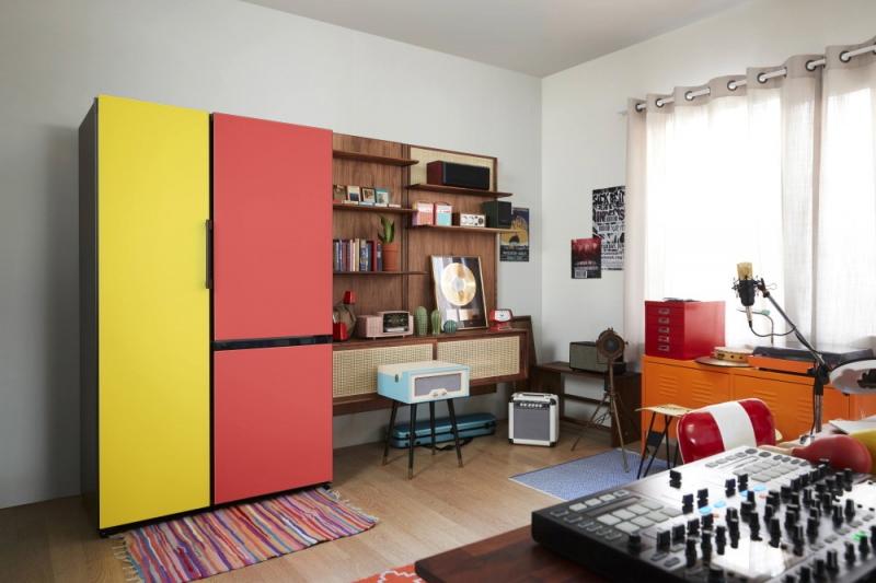Samsung Home Appliances Prism Program BeSpoke Fridge Mid Mod Apartment